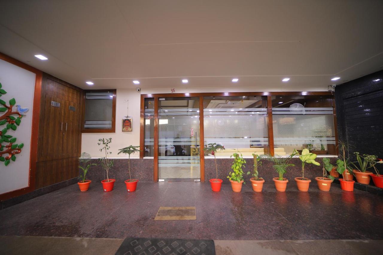 Hotel Royal Phoenix Agra  Esterno foto
