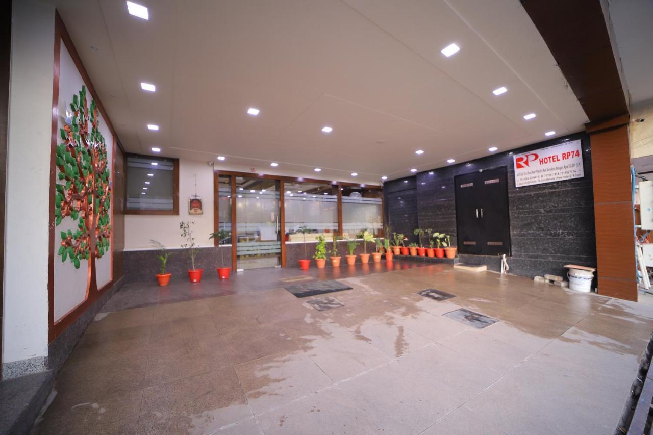 Hotel Royal Phoenix Agra  Esterno foto