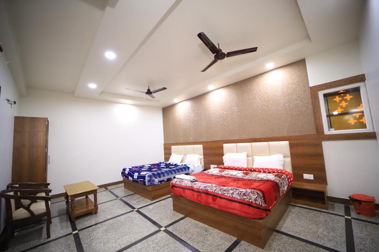 Hotel Royal Phoenix Agra  Esterno foto