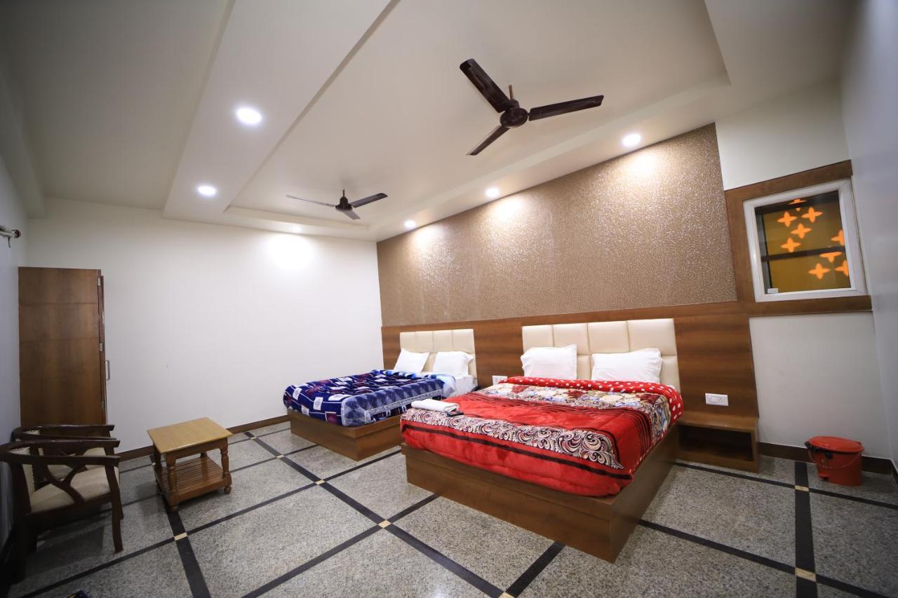 Hotel Royal Phoenix Agra  Esterno foto