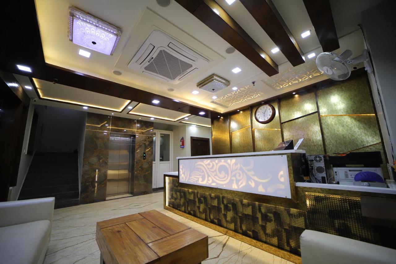Hotel Royal Phoenix Agra  Esterno foto