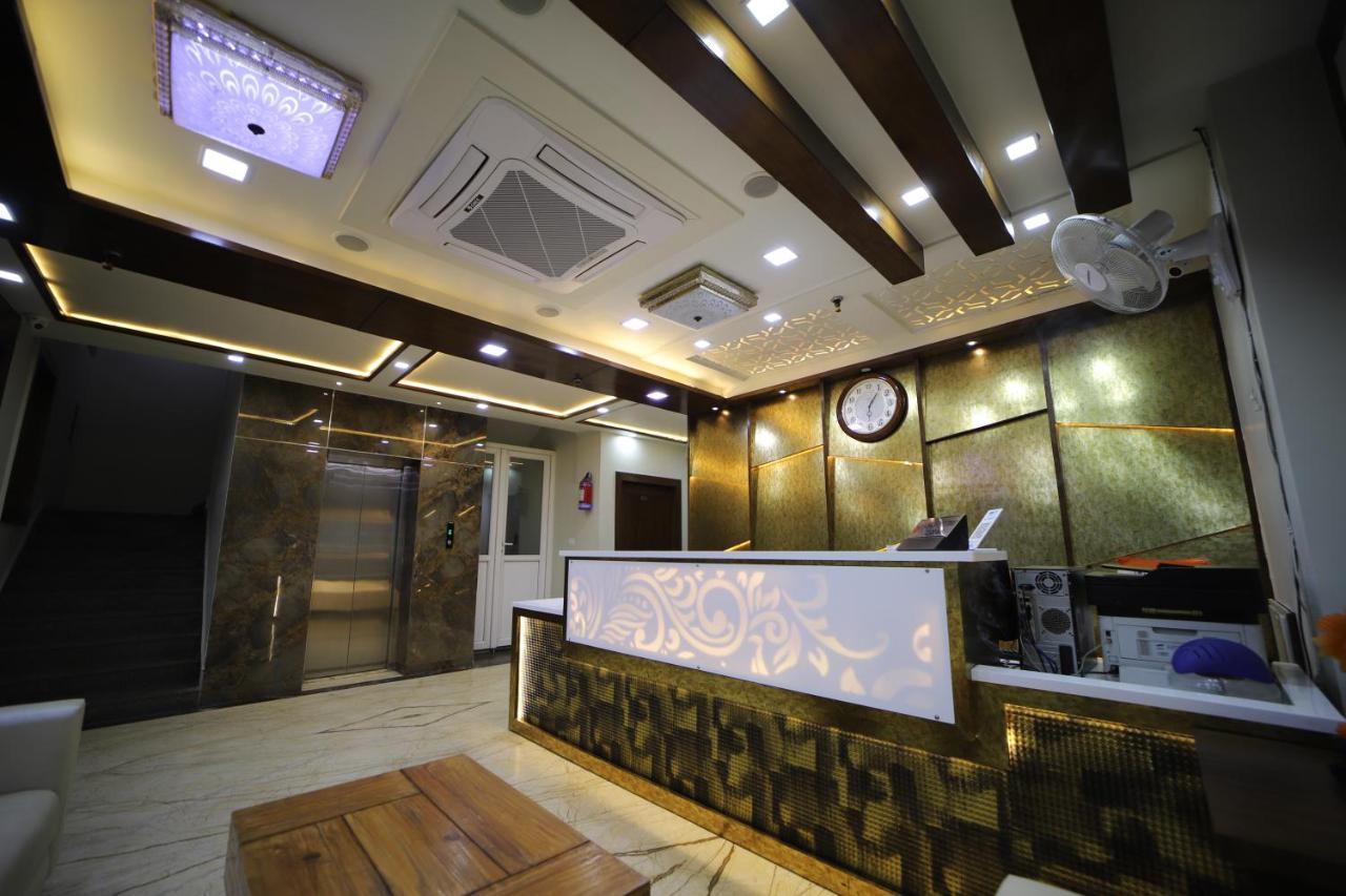 Hotel Royal Phoenix Agra  Esterno foto