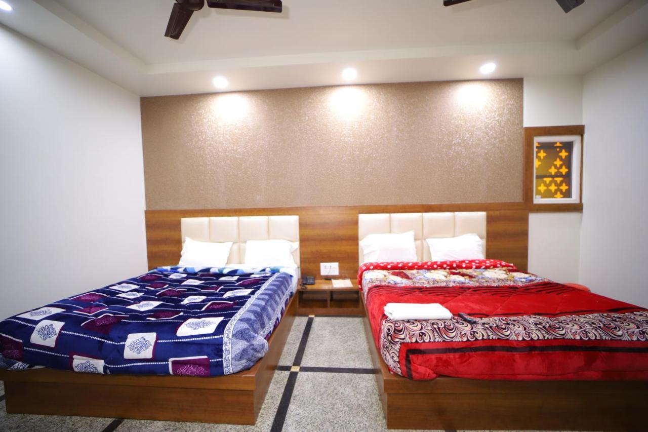 Hotel Royal Phoenix Agra  Esterno foto